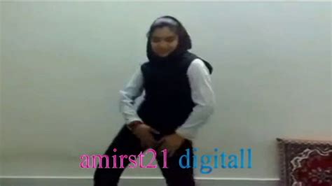 amirst21 digitall(HD) یک دختر ناز دانشجو اورد خانه خالی اون ...